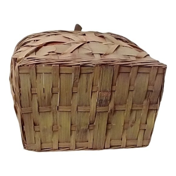 Wicker Easter Basket - Picture 3 of 3